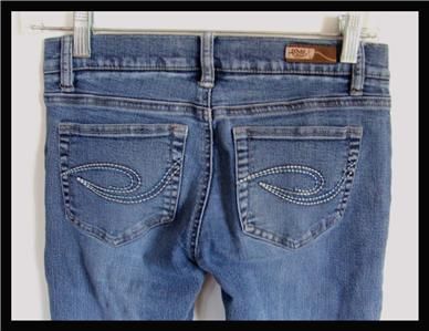 Roxy Stretch Flare Jeans Womens SZ 1 deco stitch pocket  